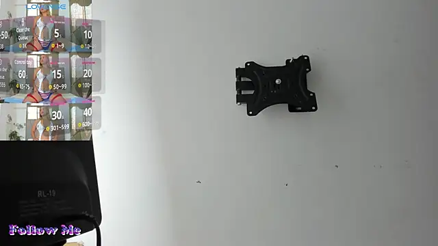 Snapshot of Lady_miss___ chatting on 06-15-26, 01:00 Lady miss online show from 06-15-26, 01:00