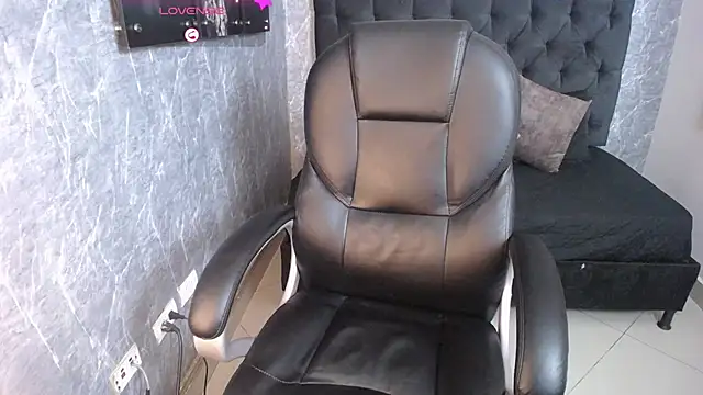 eileen  hills online show from 09-19-25, 06:45