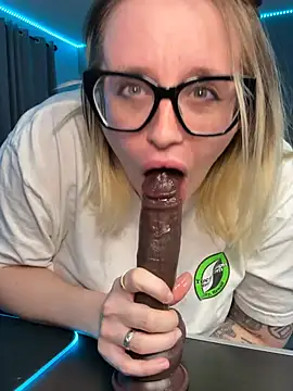 Charlies world online show from 02-20-26, 06:19