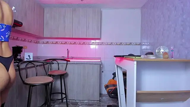 ZaiMoon  online show from 12-01-25, 08:42