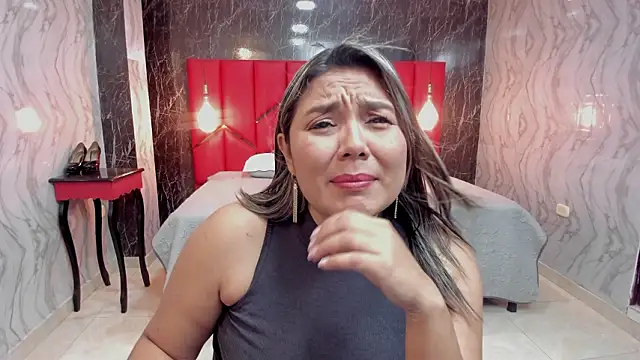 LatinaHoleQueen online show from 03-04-26, 02:14