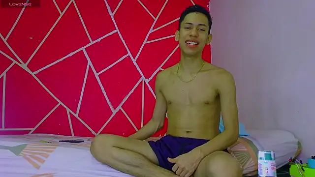 Snapshot of dylan_apol0 chatting on 02-07-26, 04:09 dylan apol0 online show from 02-07-26, 04:09