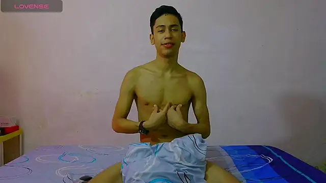 dylan apol0 online show from 04-08-26, 12:12