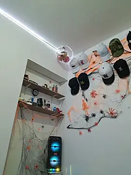 Ethanho0t online show from 10-27-25, 12:50