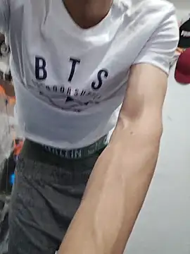 Ethanho0t online show from 10-18-25, 09:11