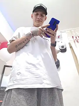 Ethanho0t online show from 10-12-25, 01:34