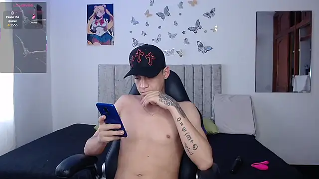 Snapshot of Ethanho0t chatting on 02-08-26, 04:15 Ethanho0t online show from 02-08-26, 04:15