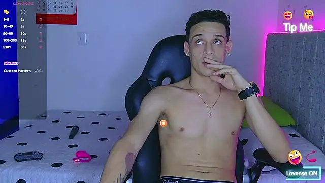 Ethanho0t online show from 07-10-26, 01:05