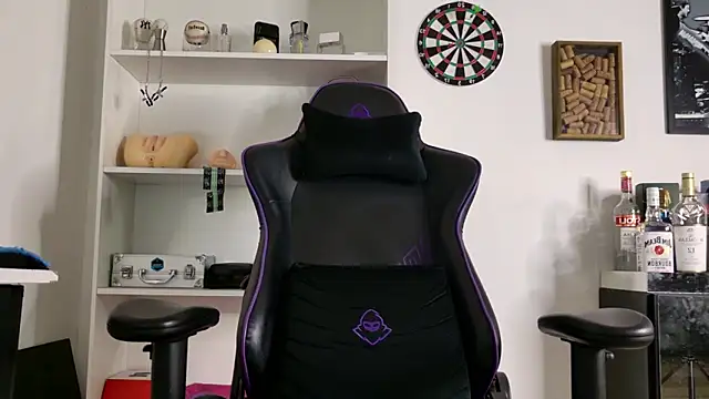 aaron nvk online show from 04-10-26, 08:38