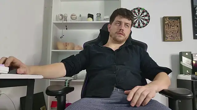 aaron nvk online show from 03-03-26, 04:19