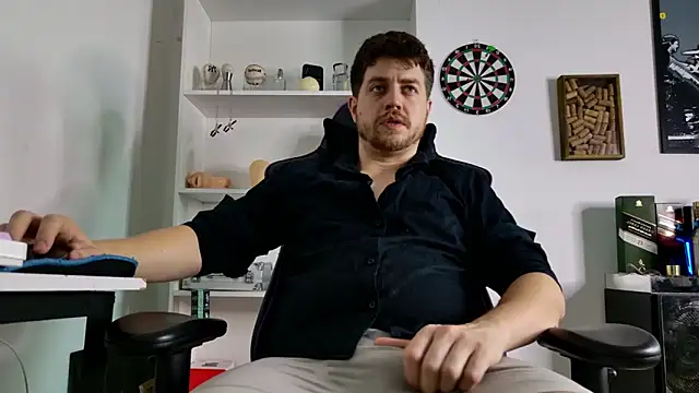 aaron nvk online show from 02-10-26, 09:14