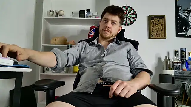 aaron nvk online show from 11-02-25, 08:47