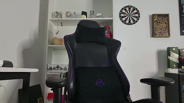 aaron nvk online show from 03-04-26, 05:15