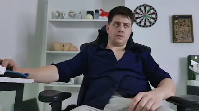 aaron nvk online show from 12-18-25, 08:56