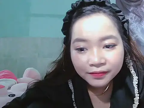 Snapshot of Lily3322 chatting on 09-20-25, 02:22 Lily3322 online show from 09-20-25, 02:22