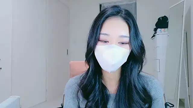 ramuchan desu online show from 12-17-25, 12:04