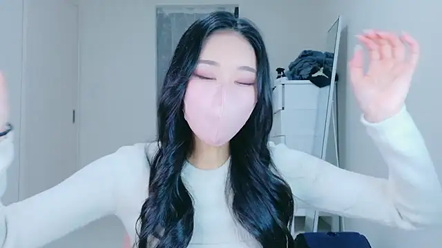 ramuchan desu online show from 03-20-26, 12:00