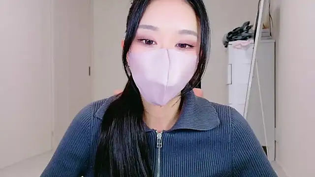 ramuchan desu online show from 10-15-25, 02:21