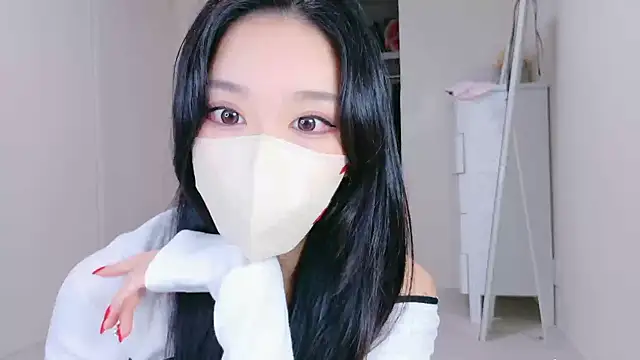 ramuchan desu online show from 10-18-25, 01:29