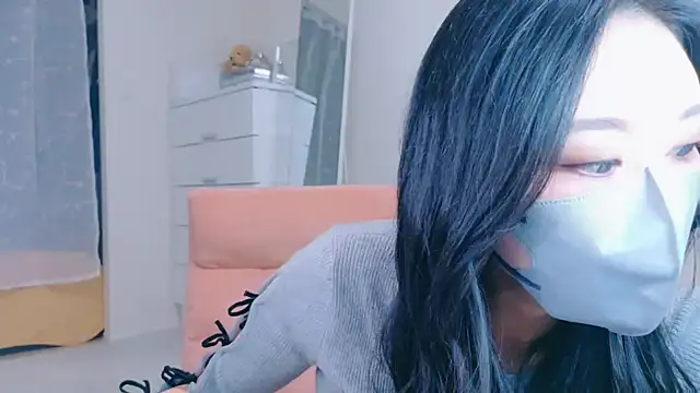 ramuchan desu online show from 11-20-25, 01:28