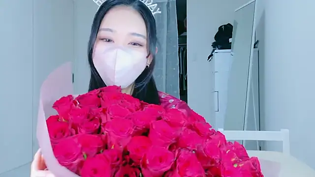 ramuchan desu online show from 12-20-25, 12:02