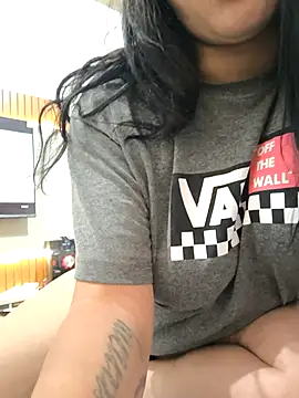 jojo surfistinha89 online show from 09-28-25, 04:25