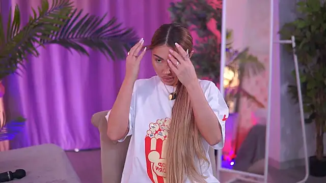 ZennySings online show from 12-19-25, 12:40