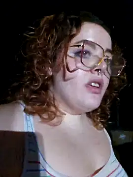 Snapshot of nuttiebuddy1 chatting on 11-20-25, 08:37 nuttiebuddy1 online show from 11-20-25, 08:37