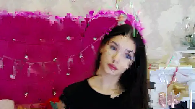 AlexisDevine online show from 12-18-25, 05:23