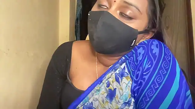 Pavani-Sexy online show from 03-06-26, 07:53