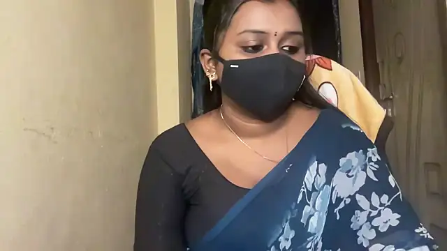 Snapshot of Pavani-Sexy chatting on 02-28-26, 07:02 Pavani-Sexy online show from 02-28-26, 07:02