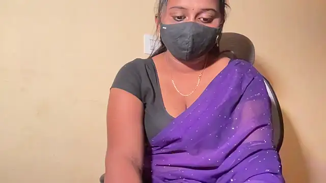 Pavani-Sexy online show from 05-24-26, 07:03
