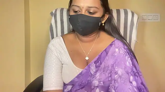 Pavani-Sexy online show from 03-04-26, 06:15