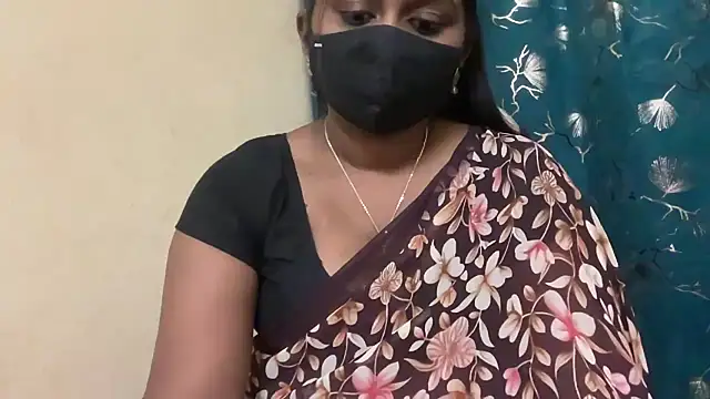 Pavani-Sexy online show from 05-08-26, 06:45