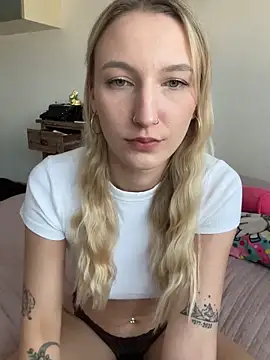 NattieBoo online show from 04-24-26, 05:26