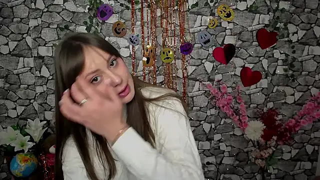 Amanda Bright  online show from 10-29-25, 08:46