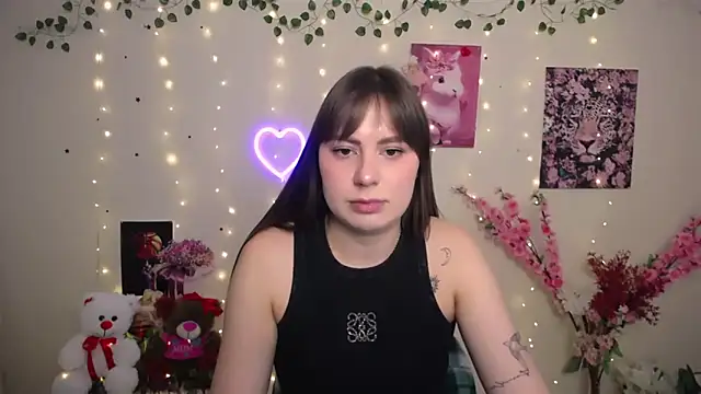 Amanda Bright  online show from 05-10-26, 08:51