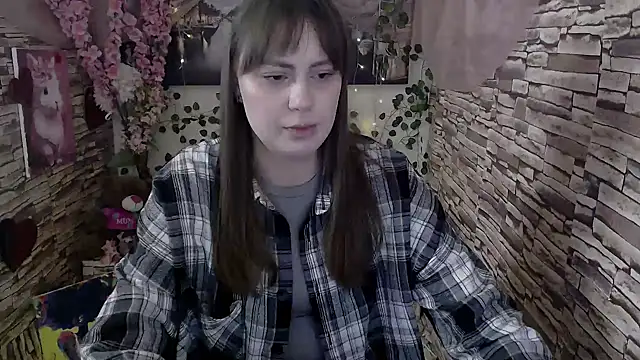 Amanda Bright  online show from 10-09-25, 06:47