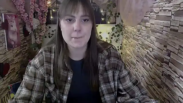 Amanda Bright  online show from 10-13-25, 06:59