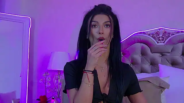 KinkyAmelie online show from 10-04-25, 05:36