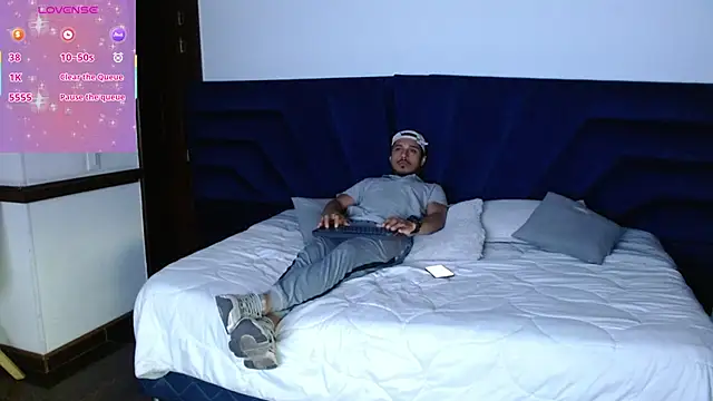 ColombiaStrip online show from 02-26-26, 10:54