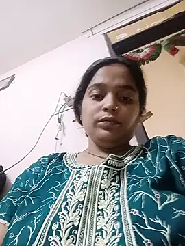 Snapshot of Trisha_71 chatting on 07-11-26, 04:02 Trisha 71 online show from 07-11-26, 04:02