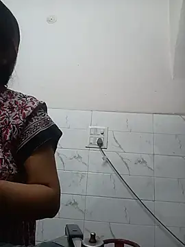 Snapshot of Trisha_71 chatting on 07-17-26, 03:42 Trisha 71 online show from 07-17-26, 03:42