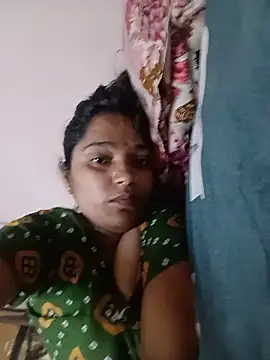 Snapshot of Trisha_71 chatting on 07-08-26, 03:41 Trisha 71 online show from 07-08-26, 03:41