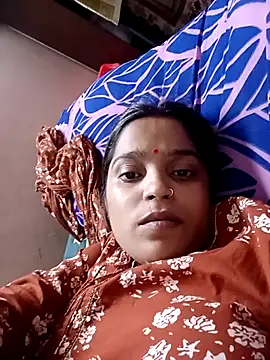 Snapshot of Trisha_71 chatting on 07-24-26, 12:45 Trisha 71 online show from 07-24-26, 12:45