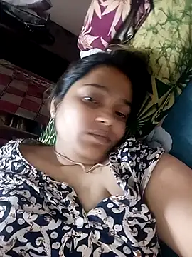 Snapshot of Trisha_71 chatting on 06-25-26, 08:19 Trisha 71 online show from 06-25-26, 08:19