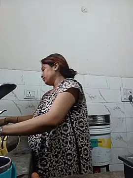 Snapshot of Trisha_71 chatting on 07-14-26, 12:22 Trisha 71 online show from 07-14-26, 12:22