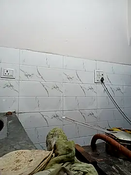 Trisha 71 online show from 12-15-25, 03:07