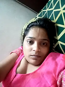 Snapshot of Trisha_71 chatting on 09-21-25, 07:13 Trisha 71 online show from 09-21-25, 07:13
