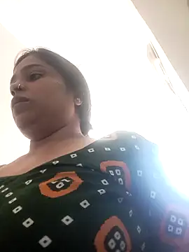 Snapshot of Trisha_71 chatting on 09-23-25, 07:59 Trisha 71 online show from 09-23-25, 07:59